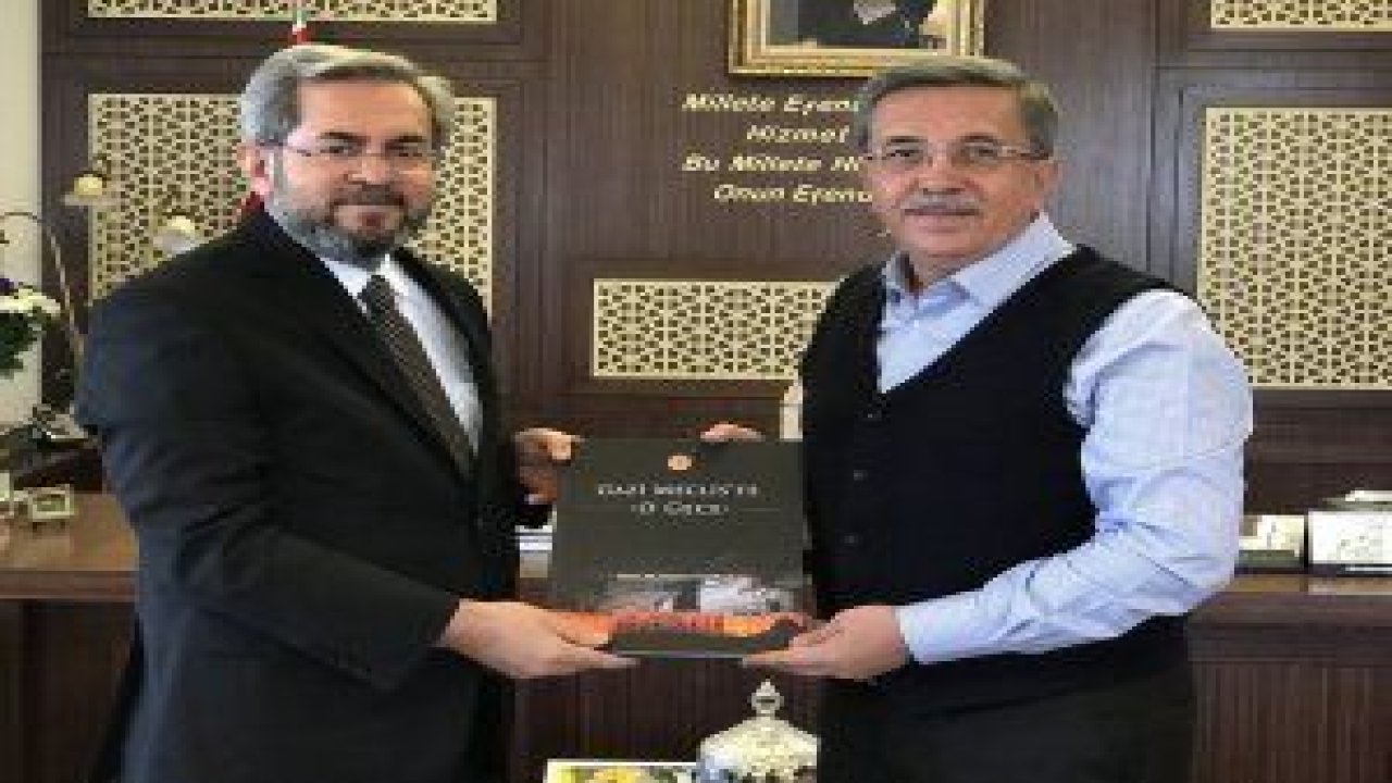 AK Parti Adan Milletvekili Necdet Ünüvar Pursaklar Belediye Başkanı Selçuk Çetin’i makamında ziyaret etti