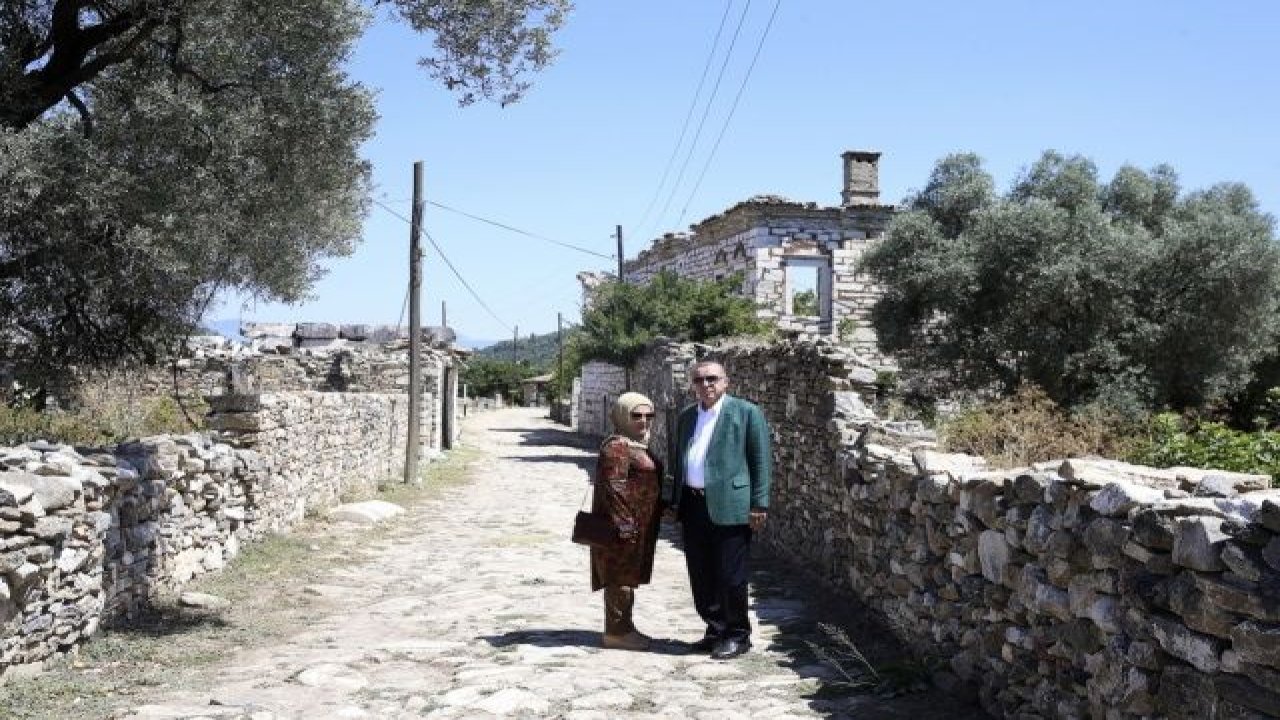 Cumhurbaşkanı Erdoğan, Stratonikeia Antik Kenti'ni gezdi
