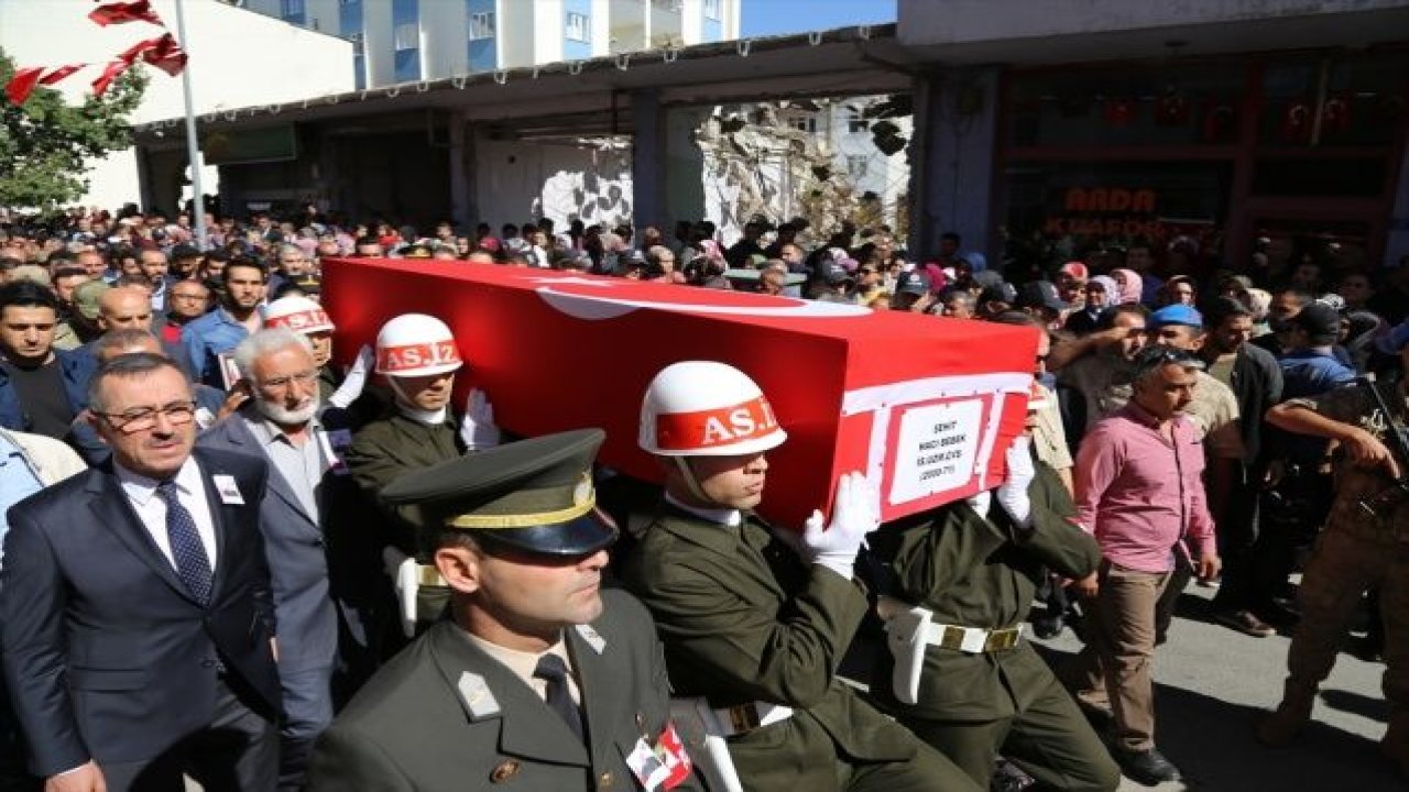 Şehit Hacı Bebek, son yolculuğuna uğurlandı