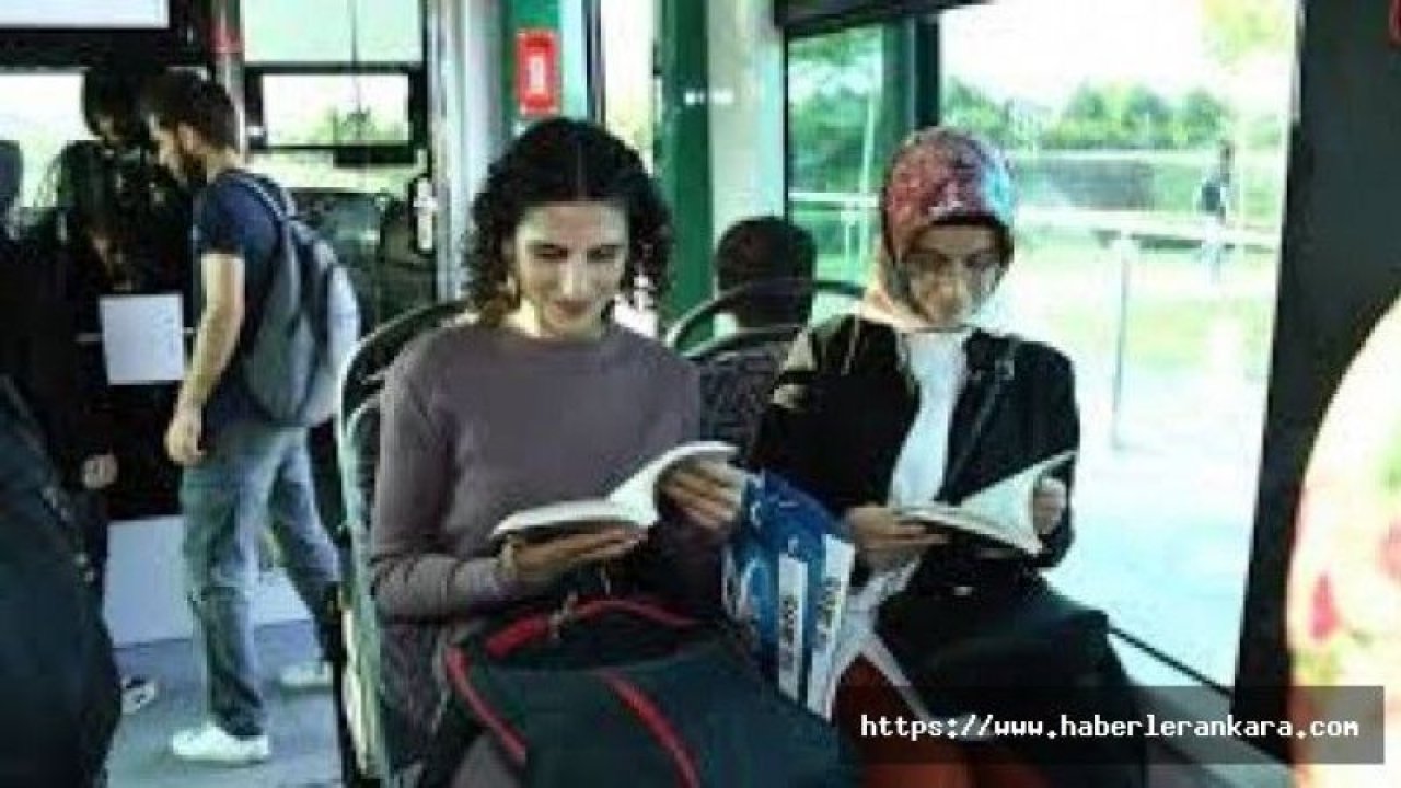 Konya'da farkındalık yaratmak amacıyla tramvay yolcularına kitap dağıtıldı