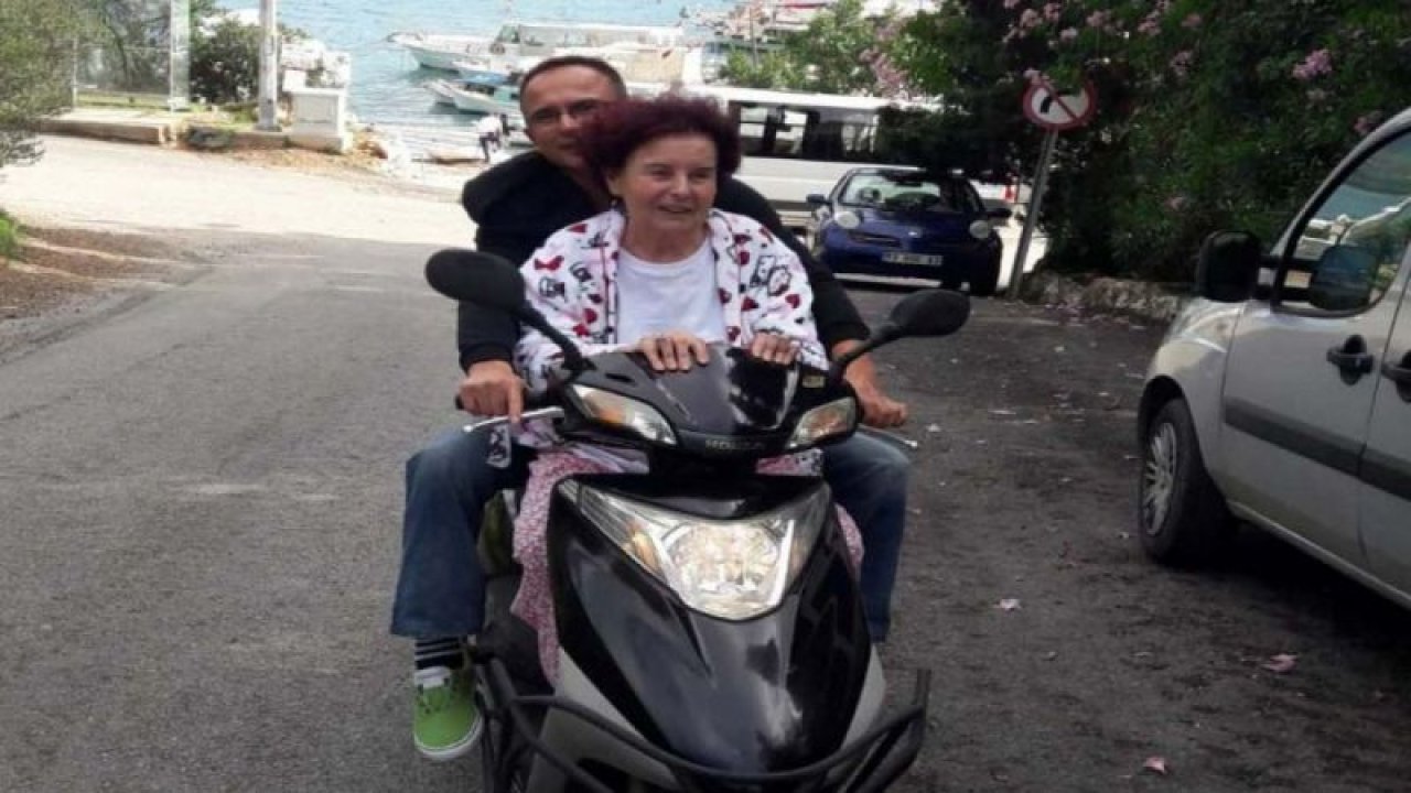 Fatma Girik Bodrum sokaklarında motosiklet turu attı