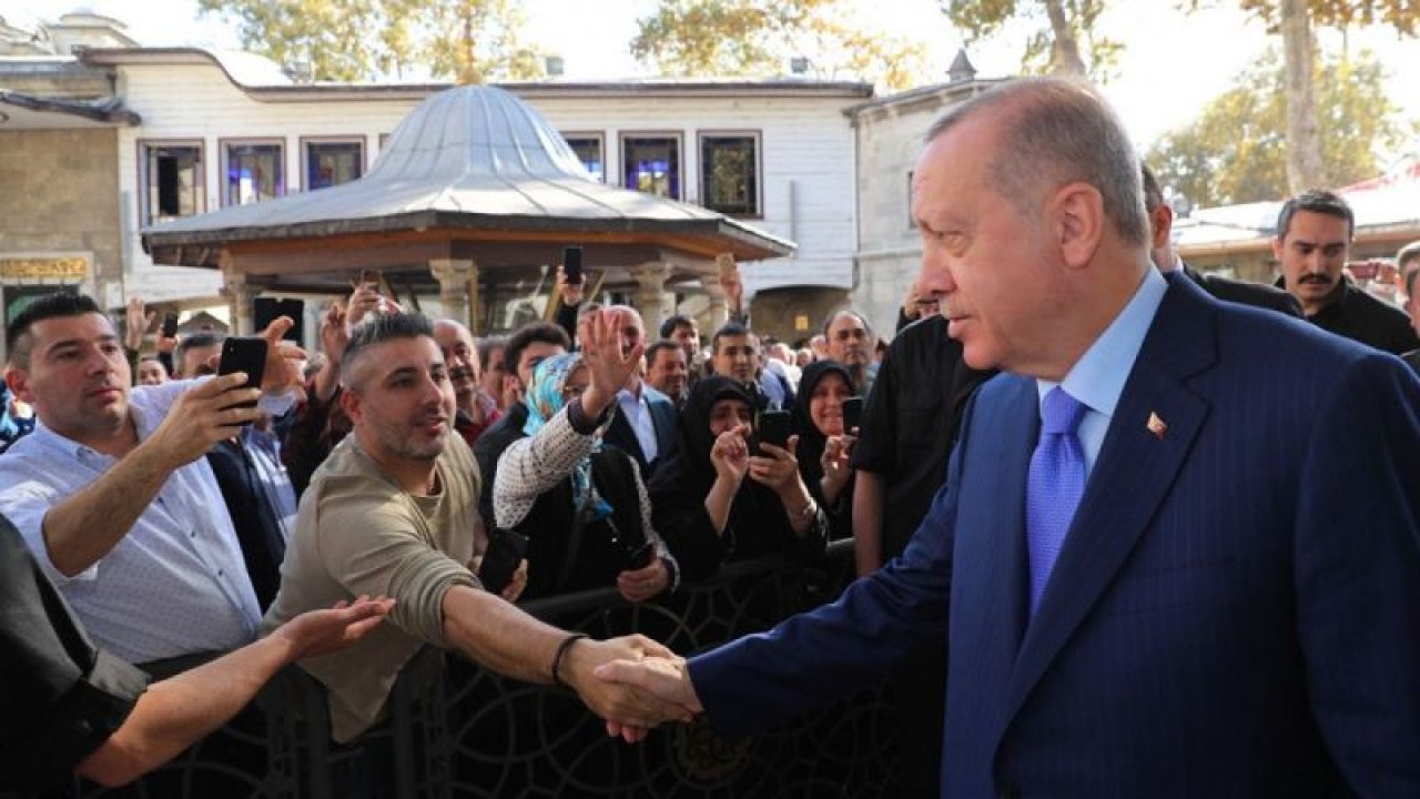 Cumhurbaşkanı Erdoğan, cuma namazını Eyüpsultan Camii’nde kıldı