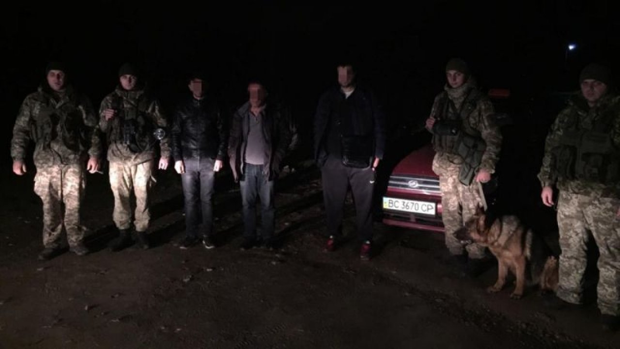 Ukrayna sınırında 5 Türk Vatandaşı Yakalandı