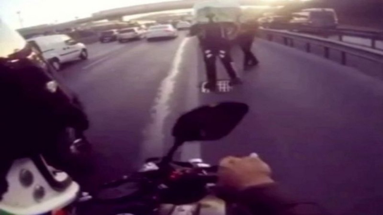 Magandanın motosikleti polisin üzerine sürdüğü anlar kamerada