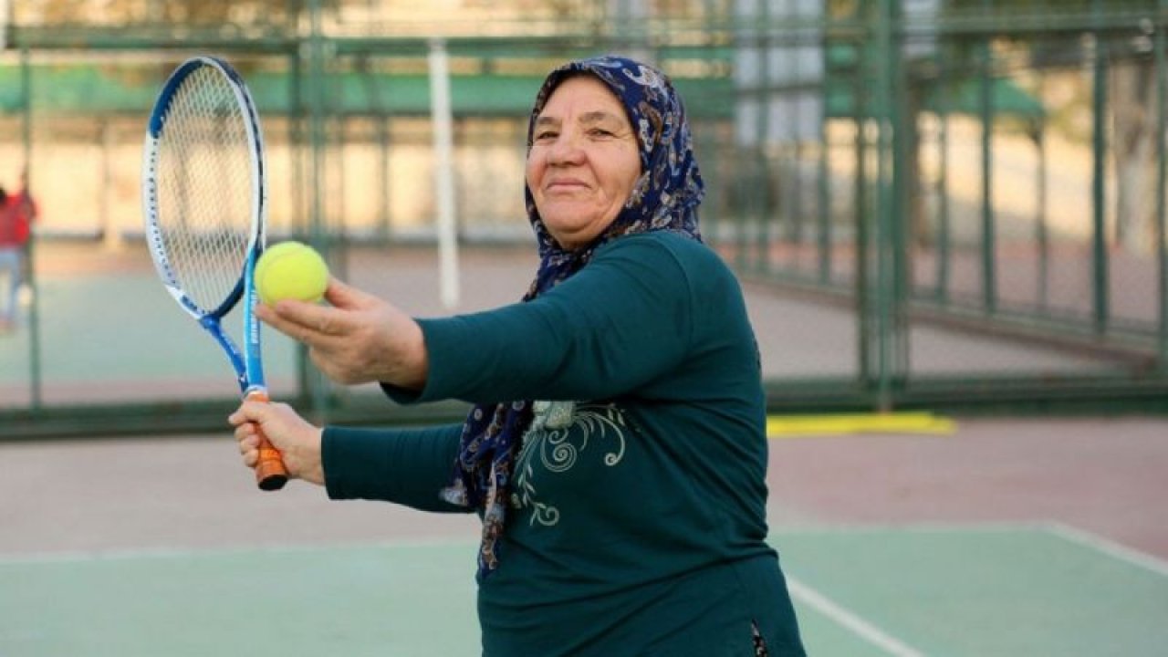 67 yaşında tenise başladı Yaşlı olmak hiçbir şeye engel değil dedi