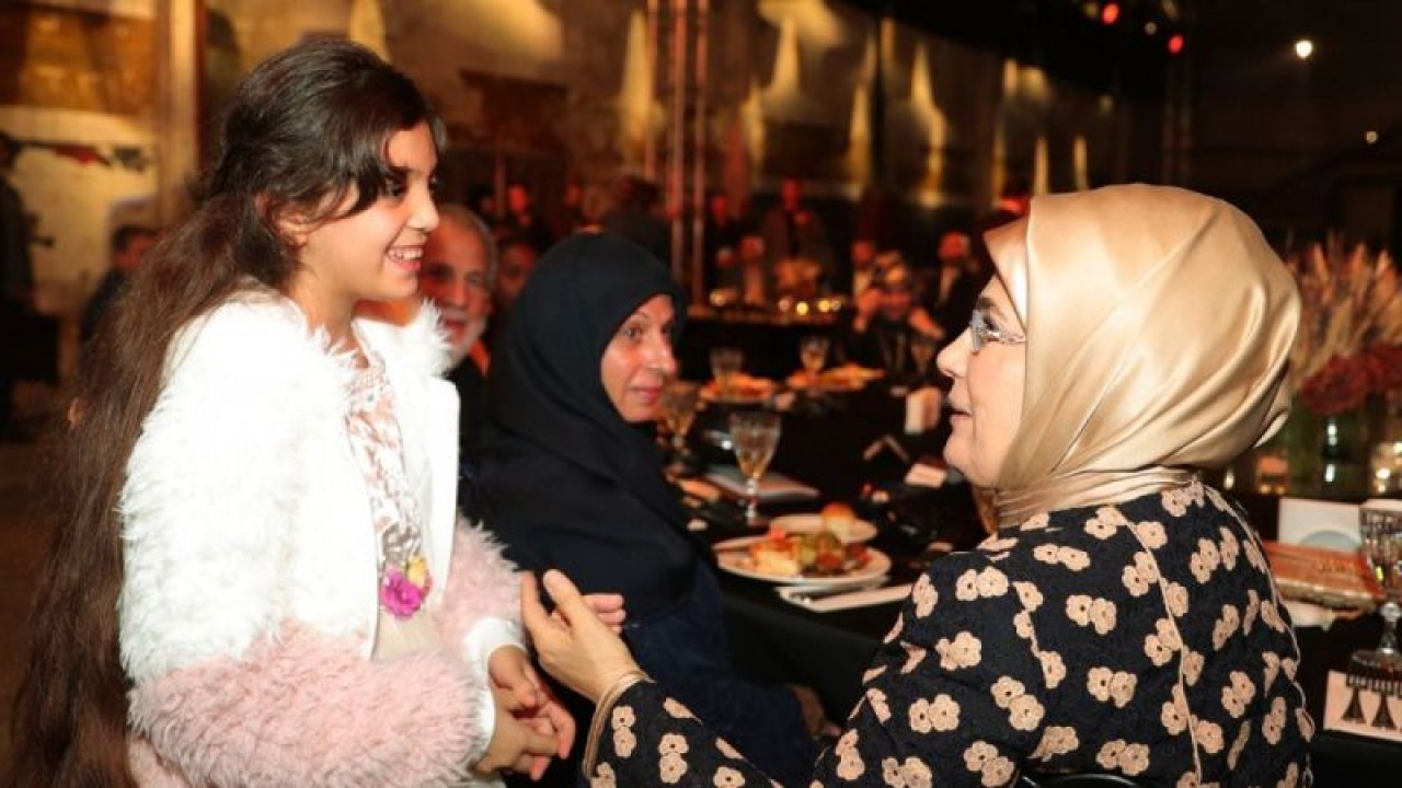 Emine Erdoğan, TRT World Citizen Ödül Törenine katıldı
