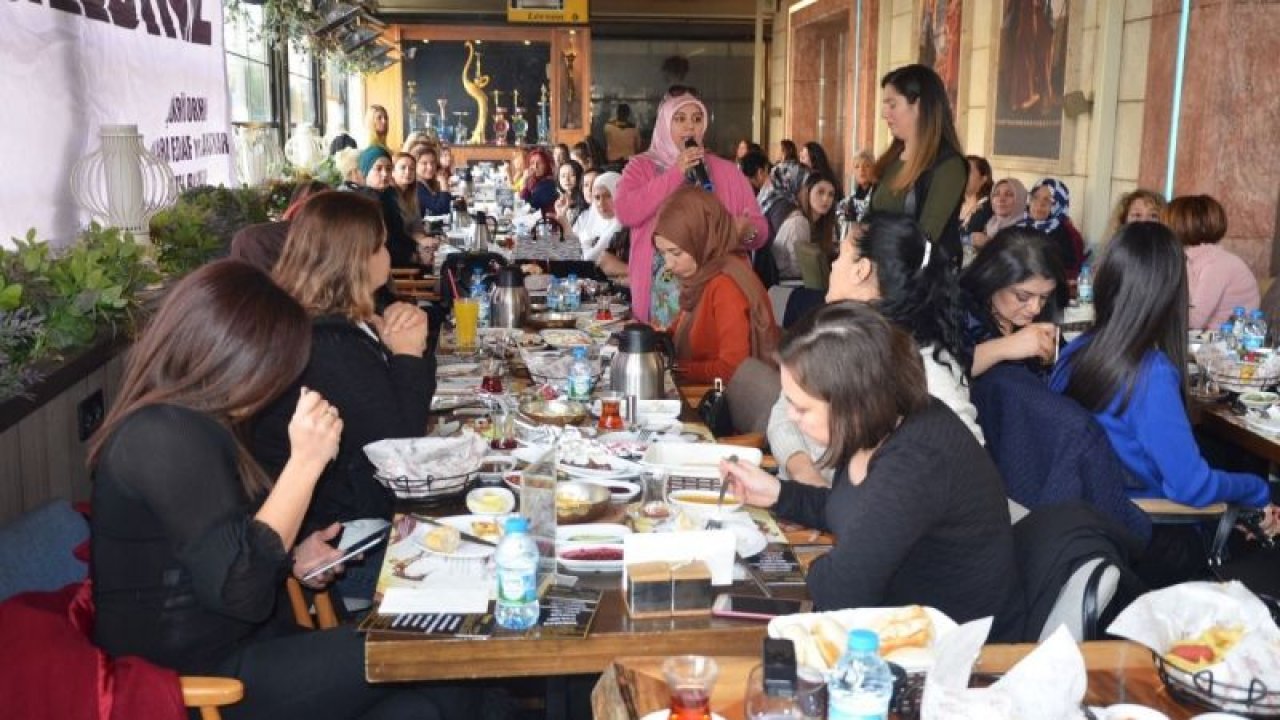 Başkan Orhan, kadın üye esnaf ve sanatkarlar ile bir araya geldi