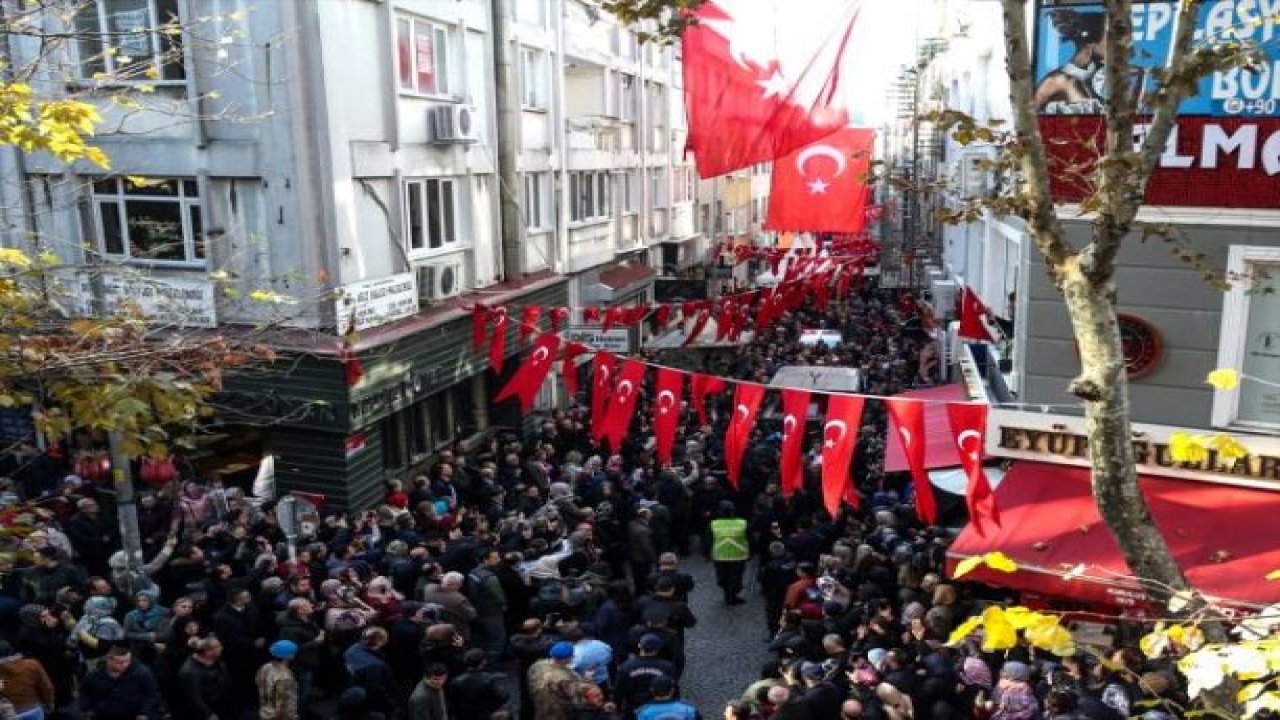 Kadın Şehidimizin Cenazesine Binlerce Kişi Katıldı: Duygu Dolu Anlar Yaşandı