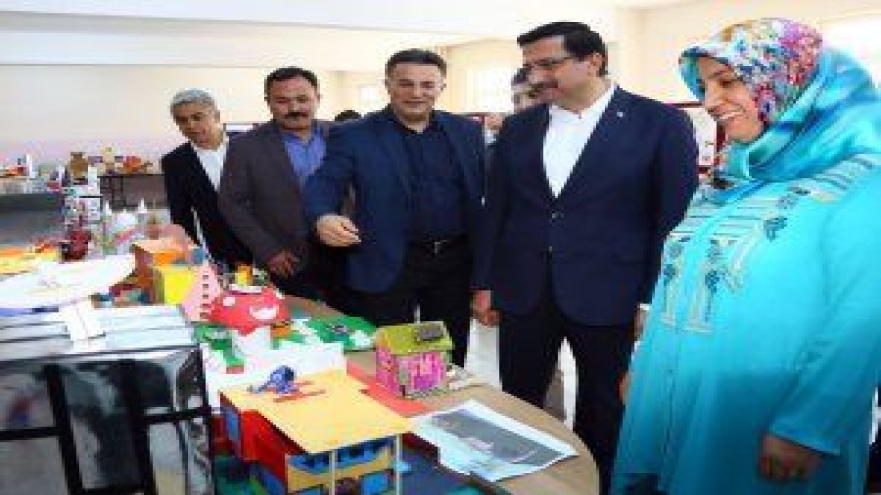 Mustafa Ak, Çaldıran Mahallesi sakinleriyle bir araya geldi