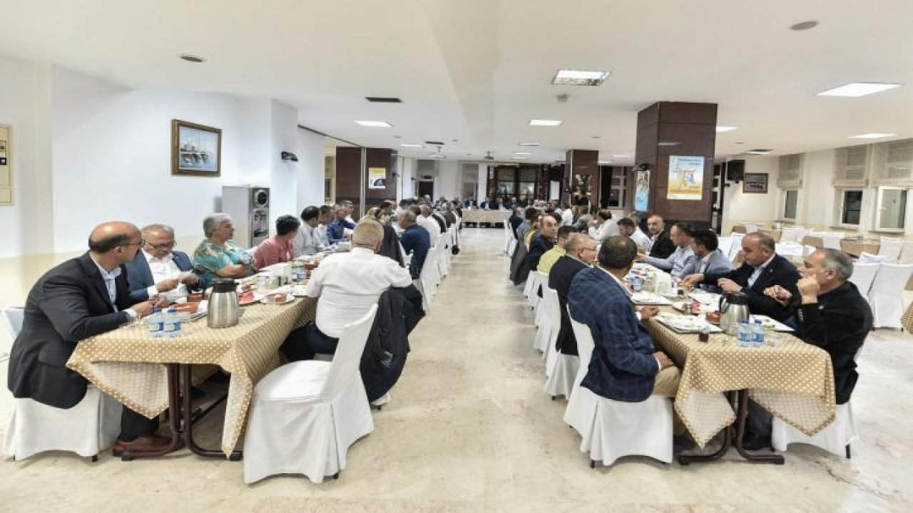 Başkan Köse, sahurda muhtarlarla buluştu