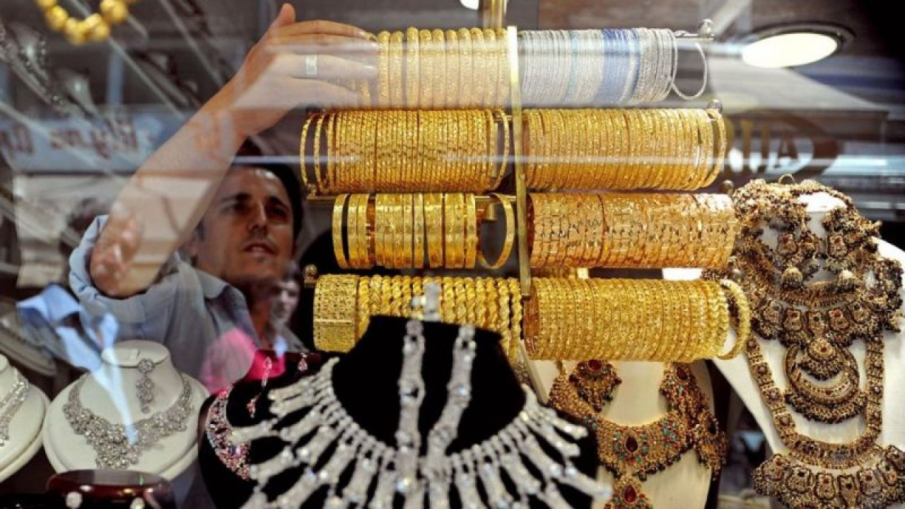 Altın haftaya düşüşle başladı! Altın fiyatları ne kadar oldu