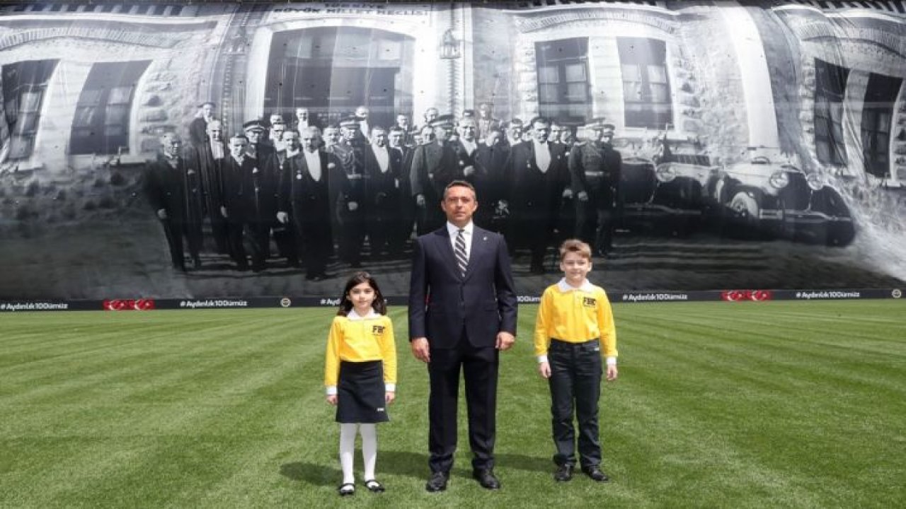 100 yıl önceki fotoğraf, Fenerbahçe Stadı’nda dalgalandı