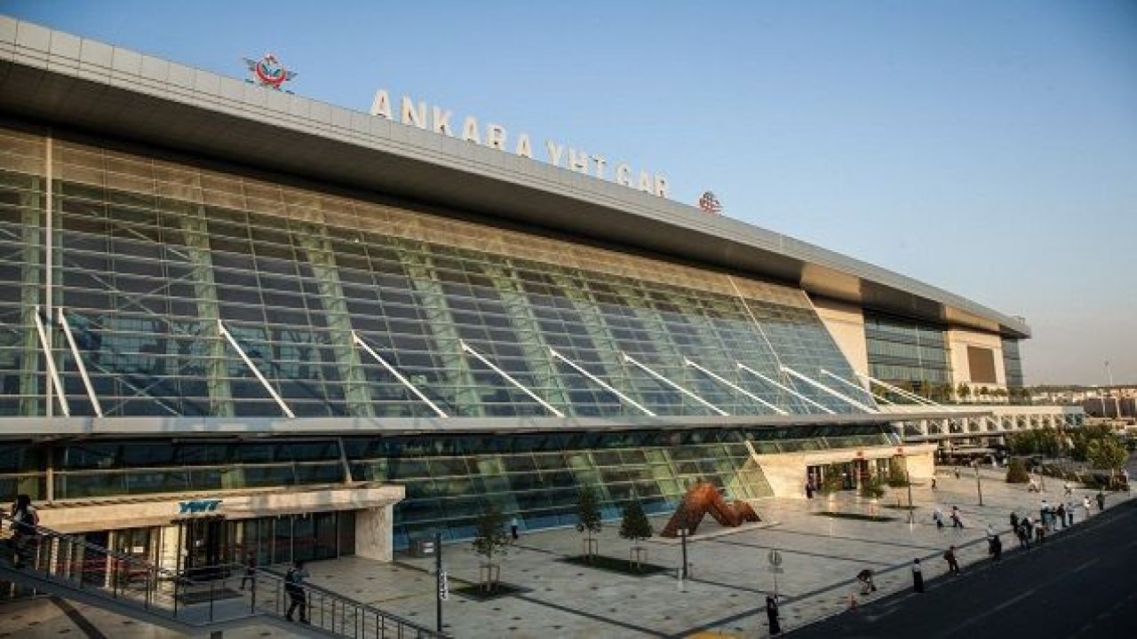 Türkiye’nin Leed sertifikalı ilk tren istasyonun Ankara Yüksek Hızlı Tren Garı