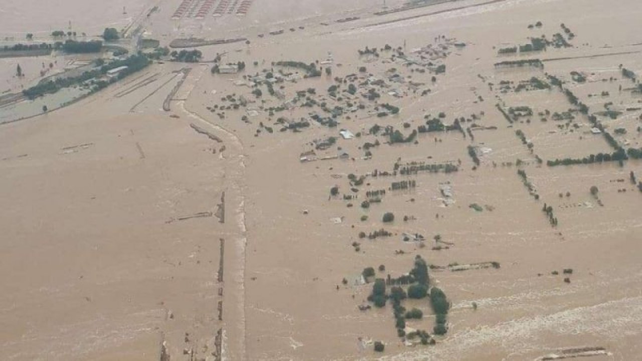 Özbekistan’da baraj duvarı çöktü! 70 bin kişi tahliye edildi