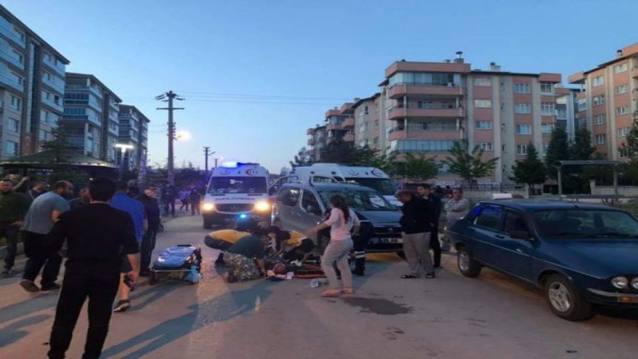 Beypazarı’nda otomobille motosiklet çarpıştı: 1’i ağır 2 yaralı