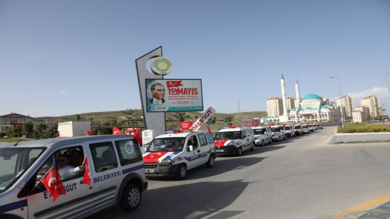 Ankara Etimesgut Belediyesi'nden 20 araçlık 19 Mayıs konvoyu