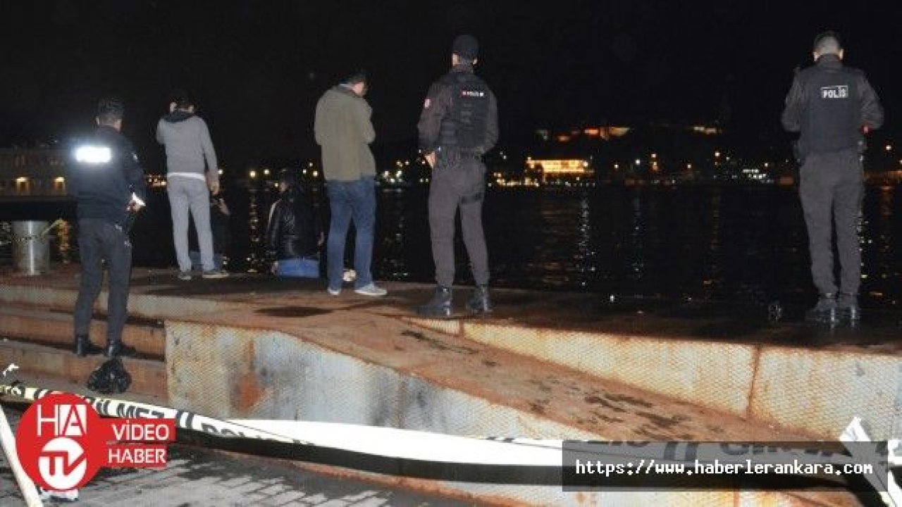 İstanbul'da Vahşet: Arkadaşının Boğazını Kesip...