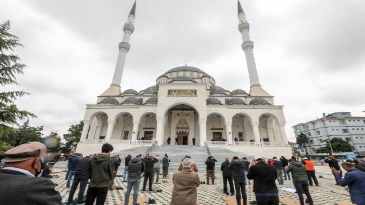 Ankara Sincan'da Camiler 74 Gün Sonra Açıldı! Sincan Huzur Doldu!