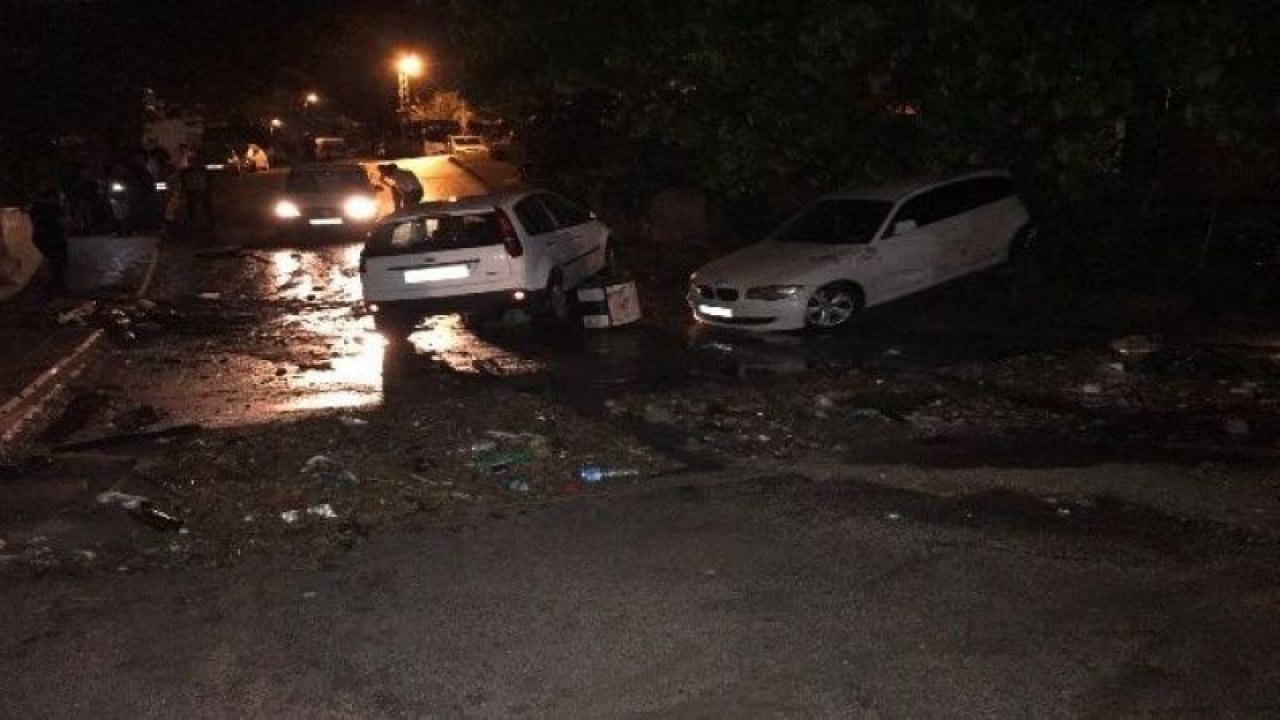 Ankara'da sağanak yağış sele neden oldu - Birçok cadde ve sokak ulaşıma kapandı