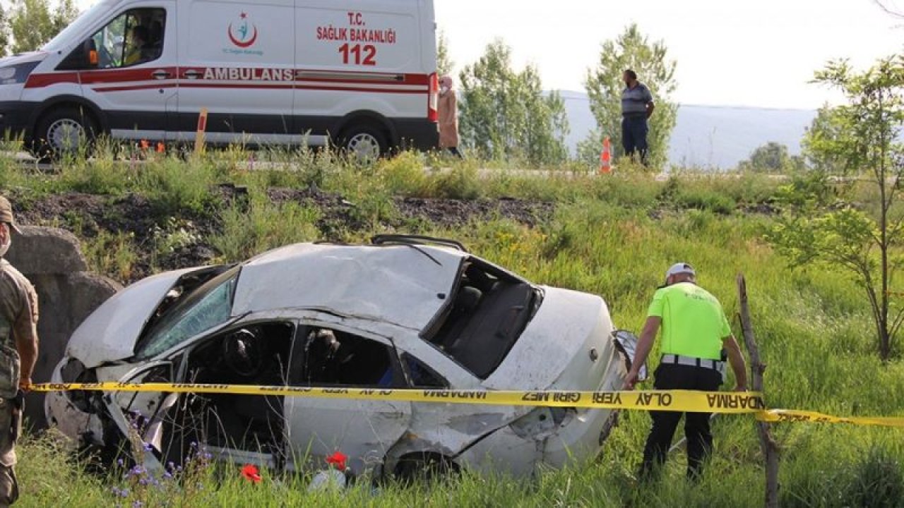 Feci kaza! Yoldan çıktı menfeze çarptı: 2 ölü, 2 yaralı