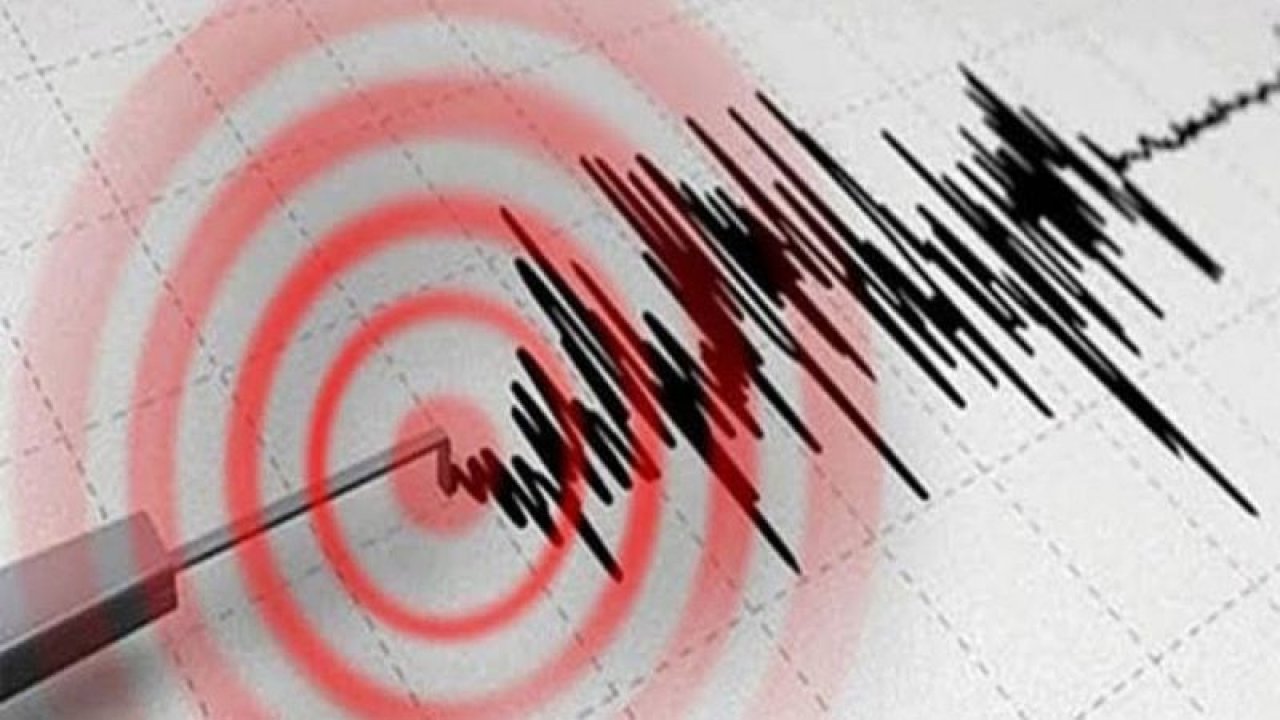 Van'da korkutan deprem! AFAD depremin büyüklüğünü 5.4 olarak duyurdu!
