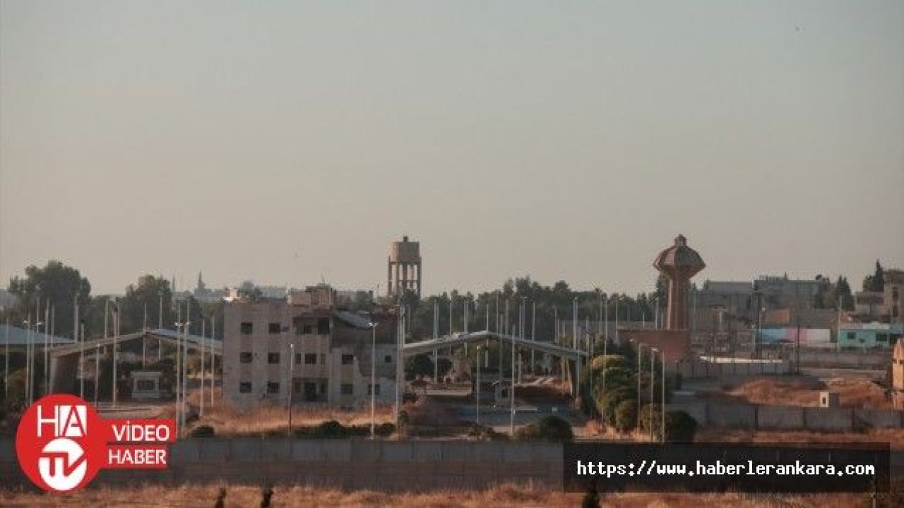 Askeri araçlardan oluşan konvoy Tel Abyad'a geçiş yaptı