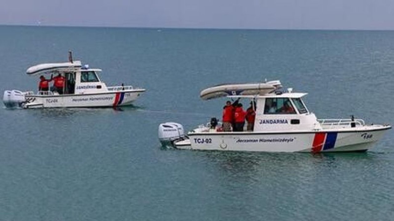 İçişleri Bakanı Süleyman Soylu'dan Van'da kaybolan tekne ile ilgili önemli açıklamalar