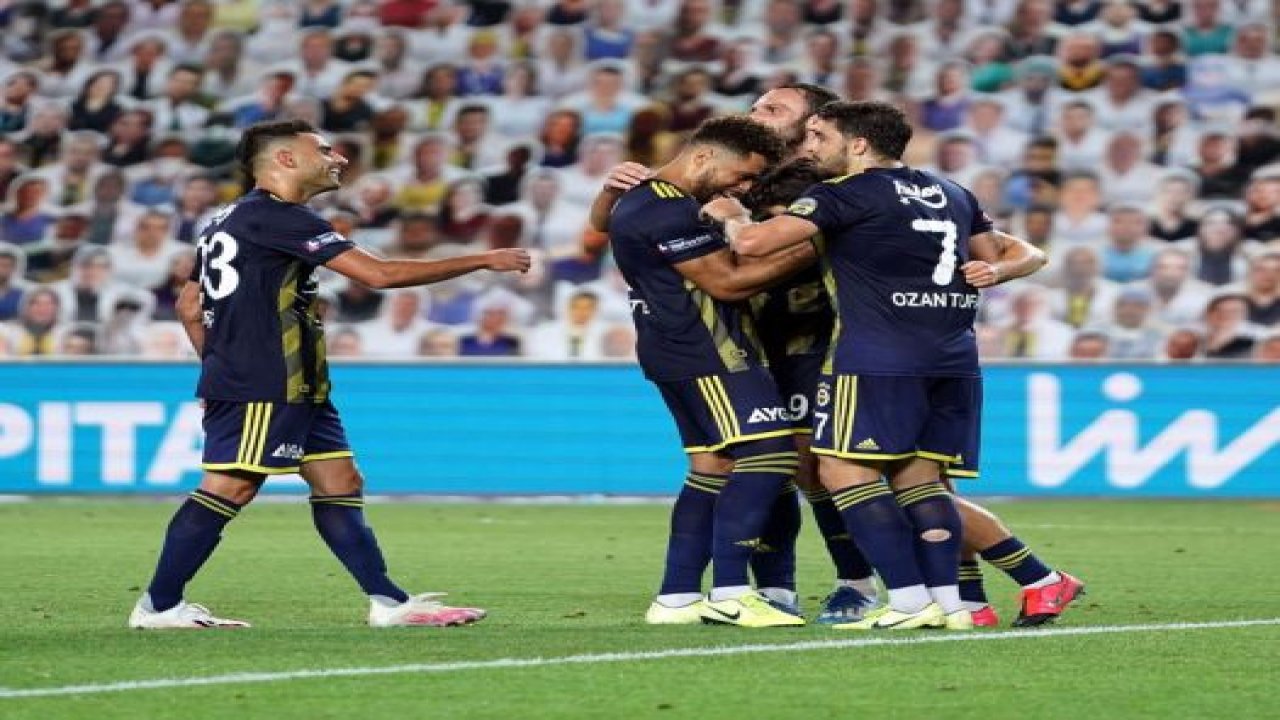 Fenerbahçe,  Göztepe’yi 2- 1 mağlup etti