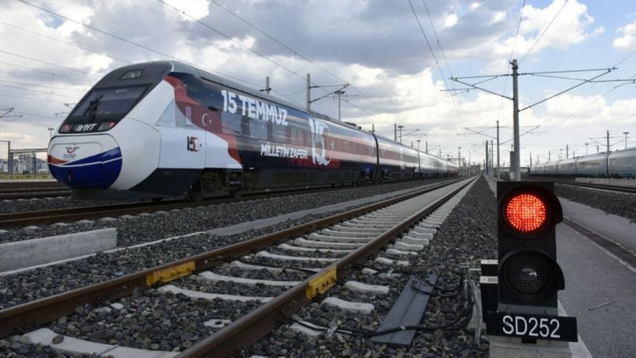 15 Temmuz Demokrasi ve Milli Birlik Treni 2 ay süreyle sefer yapacak