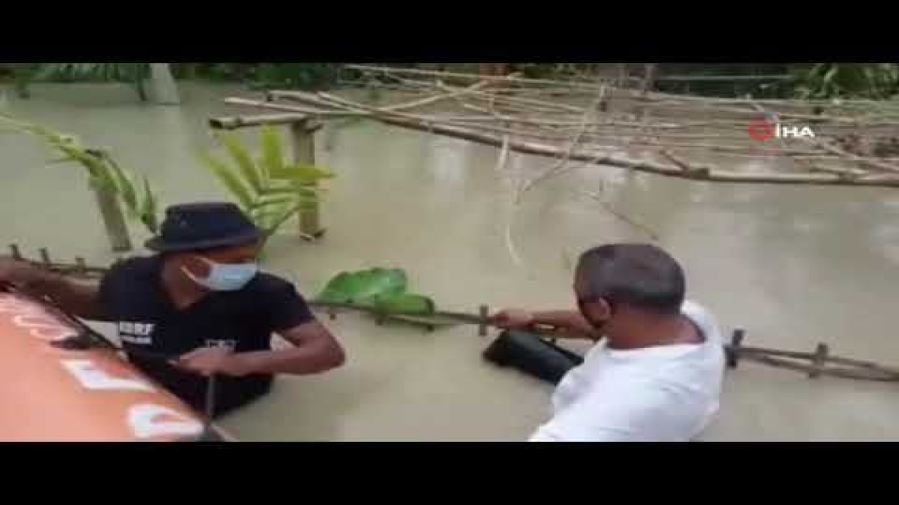 Şiddetli muson yağışları can aldı: 50 ölü, 2 milyondan fazla kişi etkilendi - Video Haber