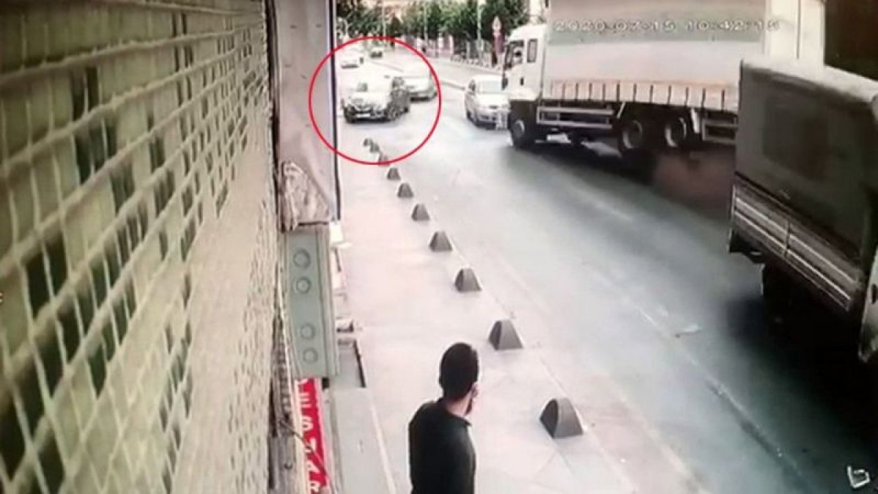 Kaymakam kamyonun altında kalmaktan son anda kurtuldu - Video Haber