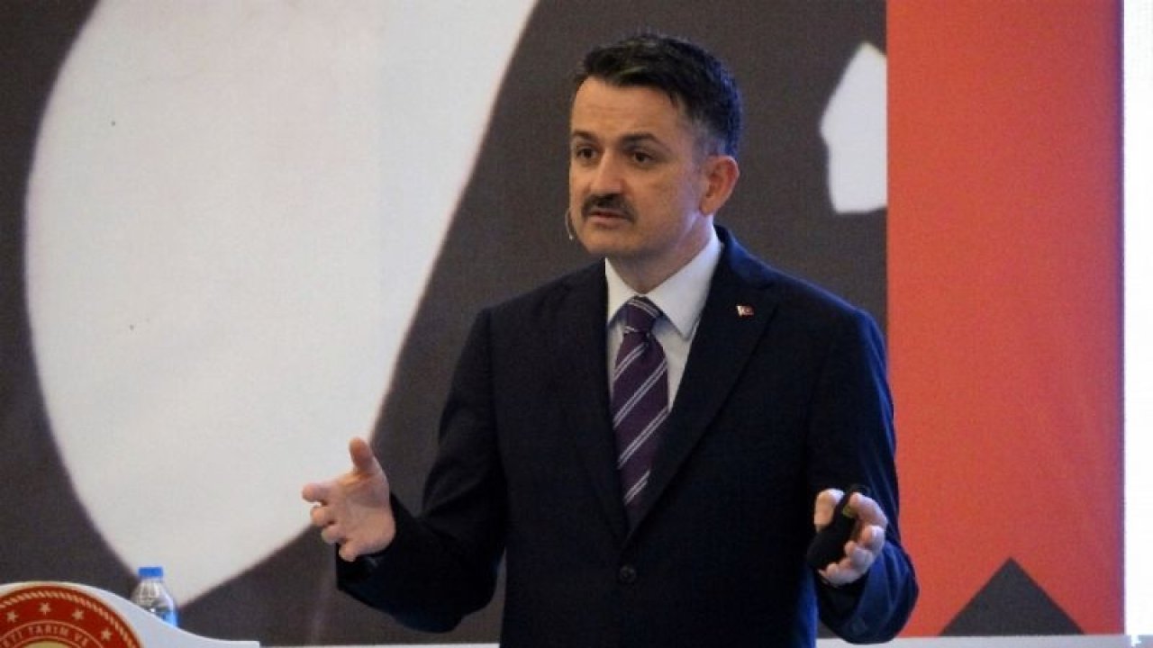 Bakan Pakdemirli: "Küçük aile işletmelerine yem desteği vereceğiz”