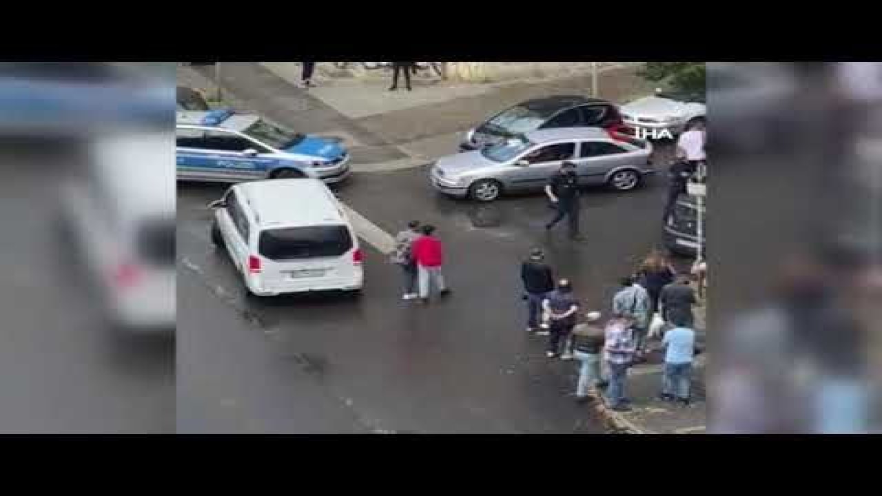 Aksiyon sahnelerini aratmayan kovalamaca! Polis sürücüye 2 el ateş etti - Video Haber