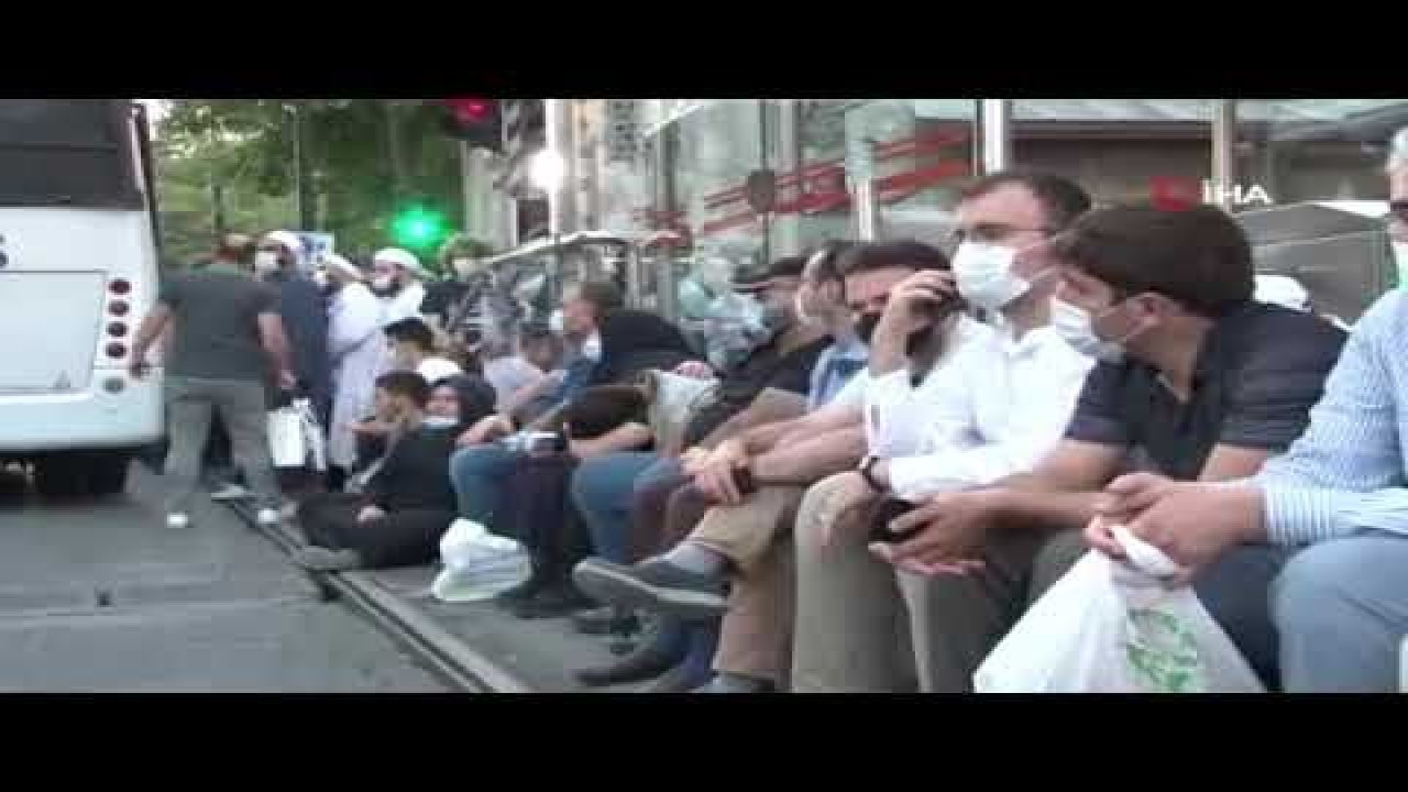 Vatandaşlar Ayasofya’ya akın etti - Video Haber