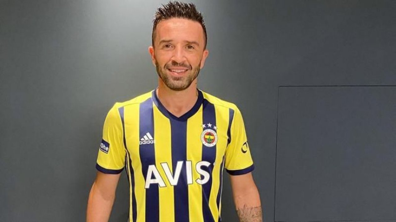Gökhan Gönül yeniden Fenerbahçe'de
