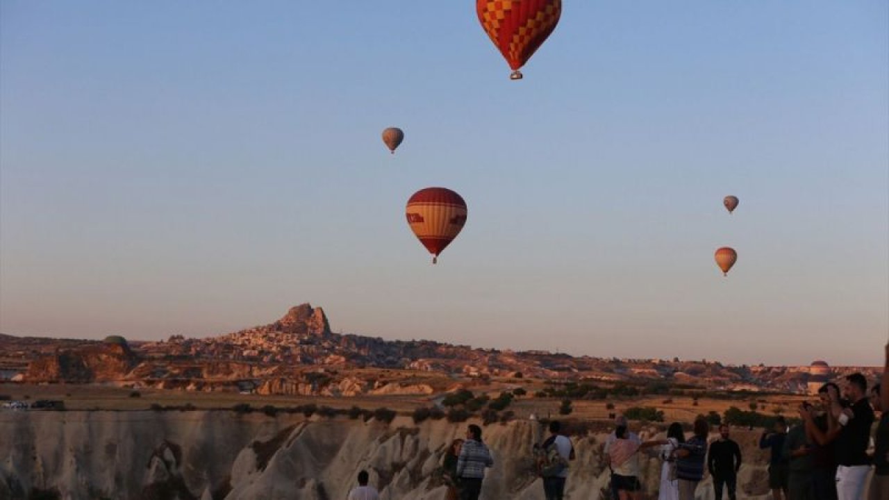 Kapadokya'nın 5 aylık balon hasreti sona erdi