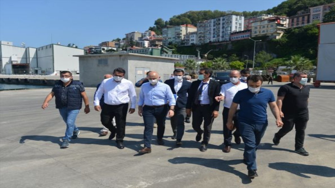 Bakan Karaismailoğlu Giresun Limanı'ndaki çalışmaları inceledi