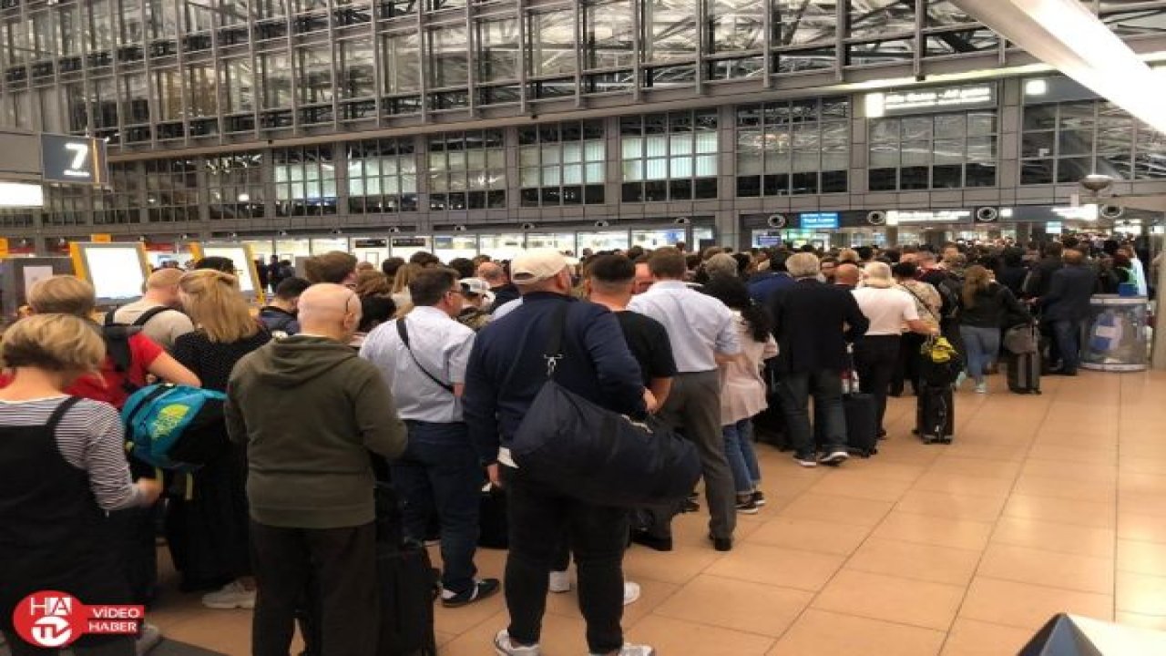 Hamburg Havalimanı’nda alarm: Yolcular tahliye edildi
