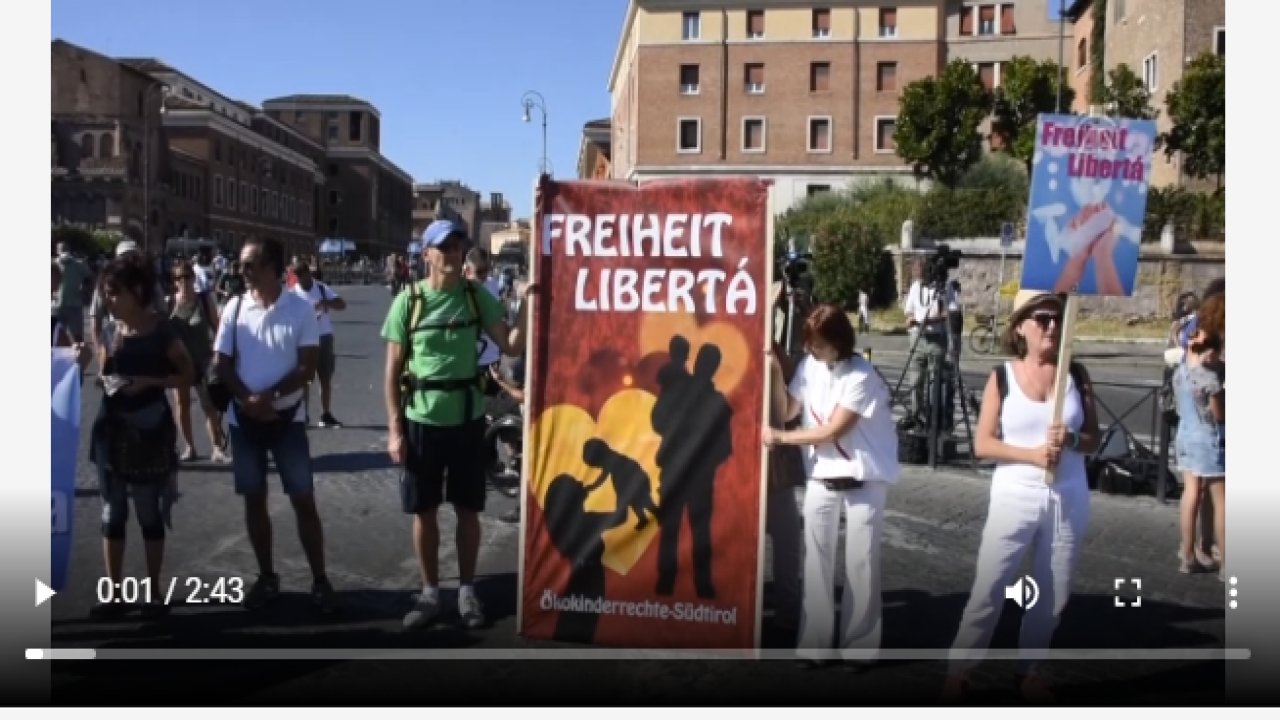 İtalya'da Kovid-19 önlemleri protesto edildi - Video Haber