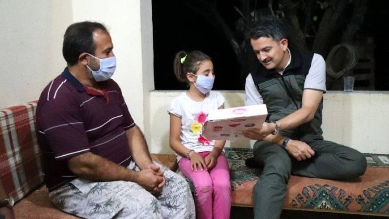 Bakan Pakdemirli, Hatay'da yangın bölgesindeki bir aileyi evinde ziyaret etti - Video Haber