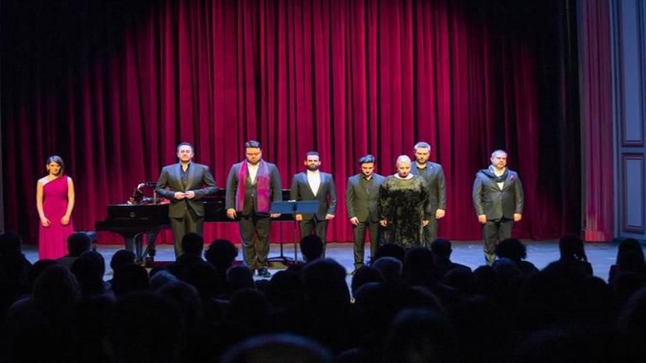 Ankara Devlet Opera ve Balesi yeni sezonu "Napoli Gecesi Konseri" ile açtı