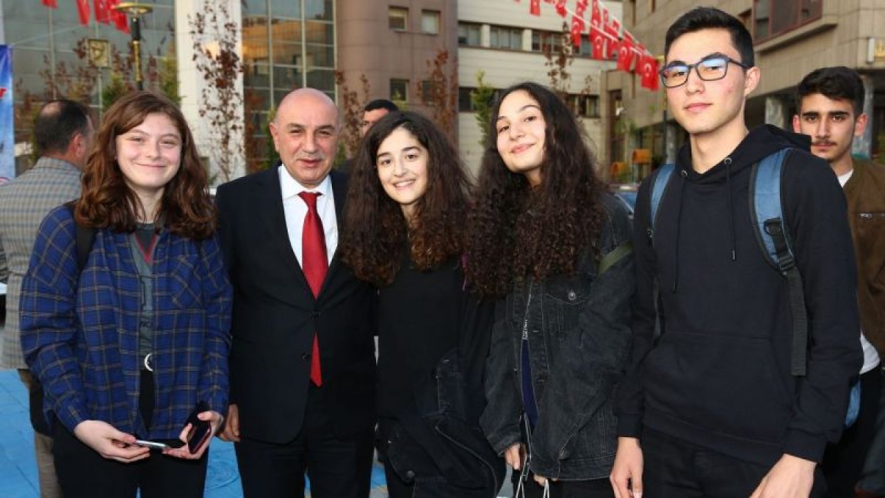 Başkan Altınok’tan öğrencilere karşılıksız burs müjdesi - Ankara