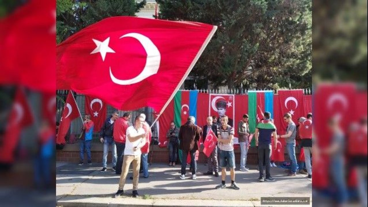 Budapeşte'de PKK yandaşlarının eylemine Türk vatandaşlarından engel