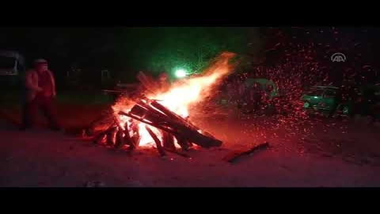 Karavancılar Afyonkarahisar'da kamp ateşi yaktı - Video