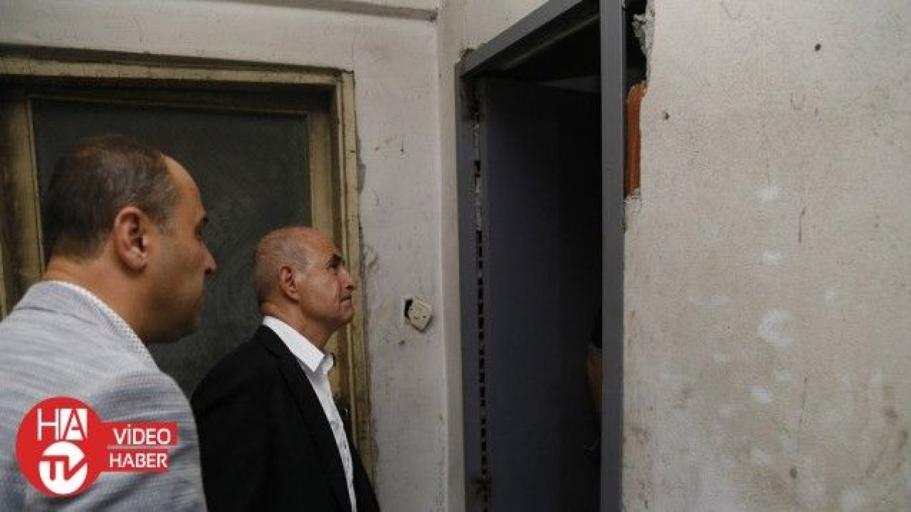 Büyükçekmece’de hasarlı olan evler iş yerleri inceleniyor