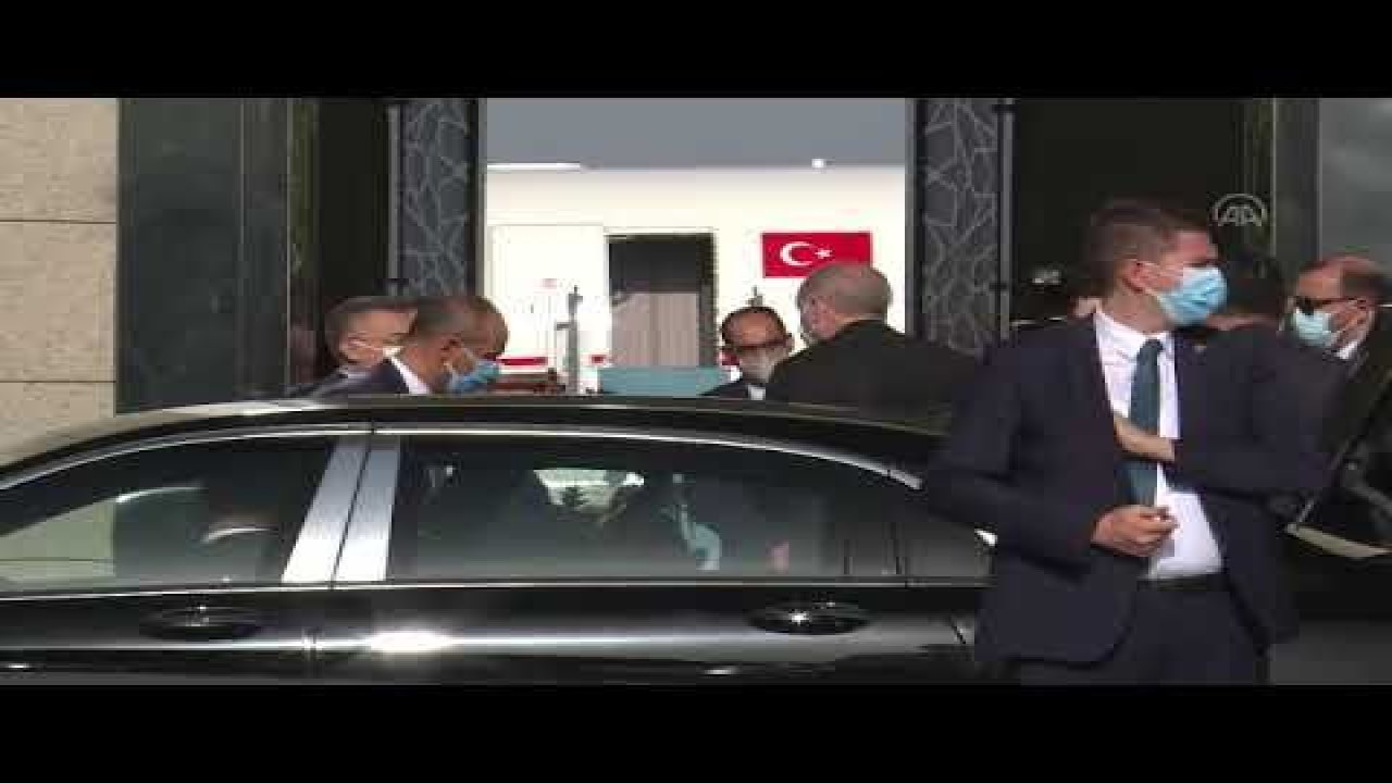 Cumhurbaşkanı Erdoğan Kuveyt ve Katar'a gitti