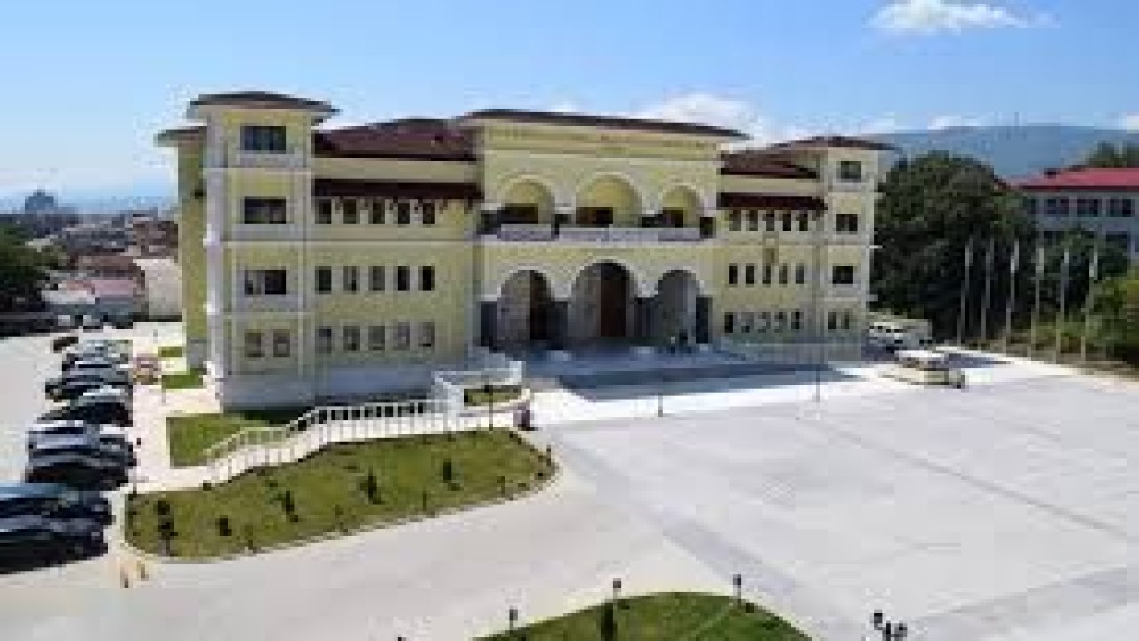 Balkan Üniversitesi Nerede? Hangi Fakülteler var? Denkliği var mı?