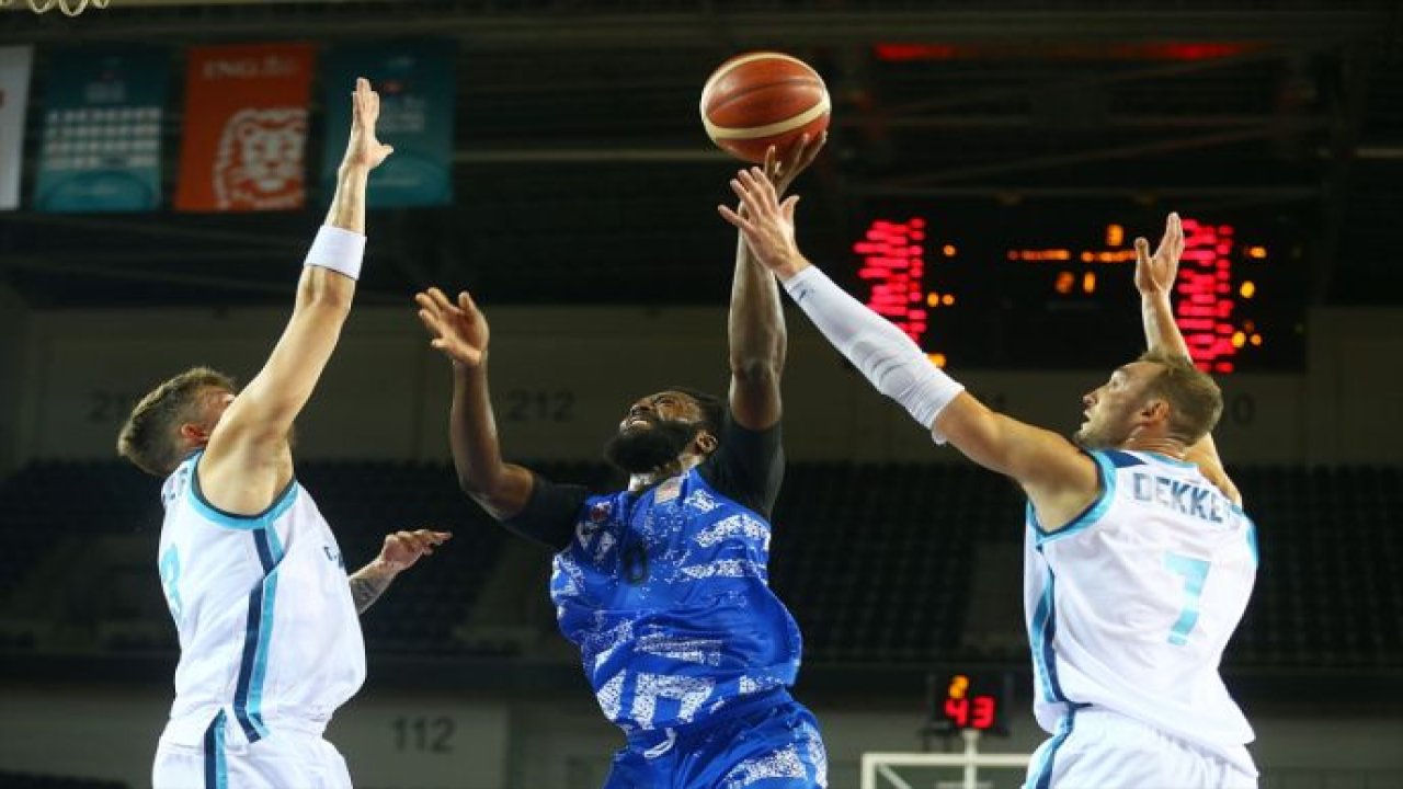 Türk Telekom - Büyükçekmece Basketbol: 67 - 63