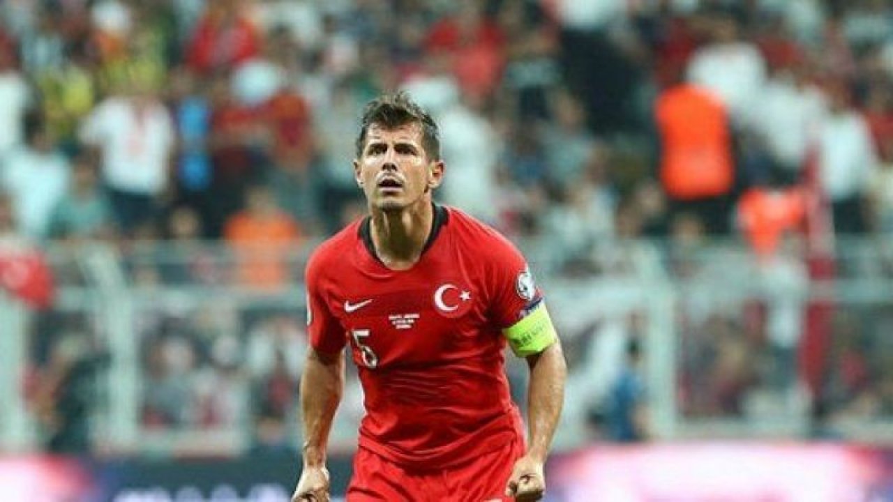 A Milli Futbol Takımı'nda Emre Belözoğlu şoku
