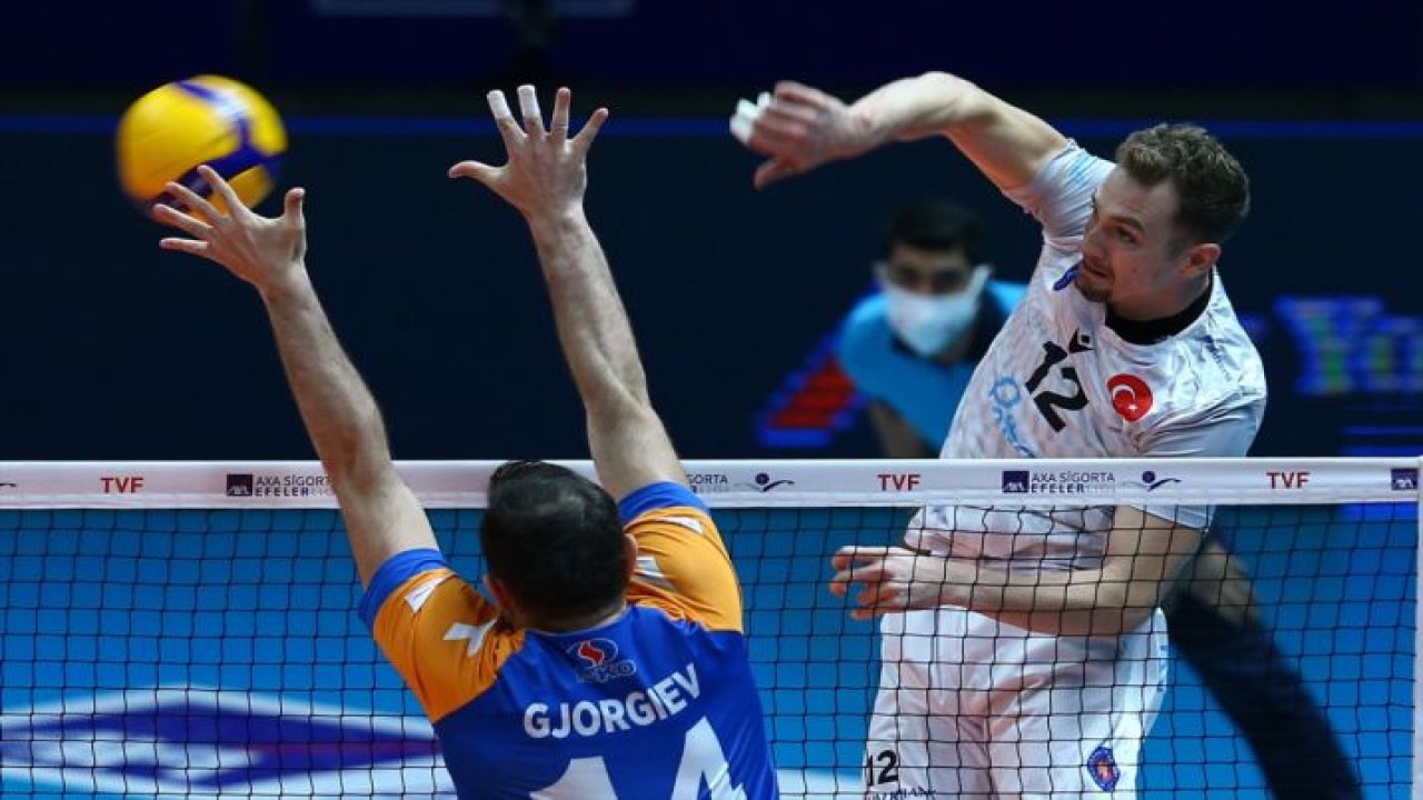 Halkbank - İnegöl Belediyespor: 3 - 1